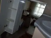 Тумба с раковиной и смесителем, фотография 6
