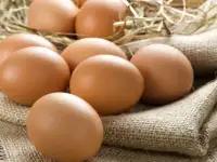 Продаю диетические домашние куриные яйца - излишки личного подворья. Яйца крупные и средние. При покупке от 100 шт возмо, фотография 2