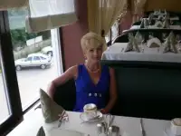 Продажа пуховик 44 размера б/у в хорошем