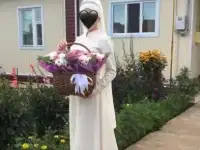 Платье на никах