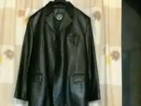 Продаю пиджак кожаный цвета
