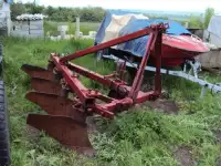 Продам плуг 4-х корпусный, возможен обмен на металл