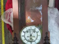 часы настенные в деревянном корпусе, рабочие, Европа, 19 век