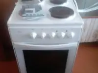 Продам эл.плиту