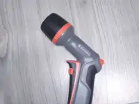 Продам поливочный пистолет на шлангу