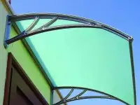 Защитные козырьки из поликарбоната.