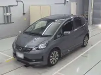 Хэтчбек Honda Fit кузов GE8 модификация 15RS