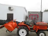 Мини-трактор Kubota B1-15D, фотография 4