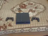 продаю PlayStation 4