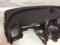 Перетяжка торпедо на Opel Insignia