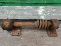 Вал червячный на опорах