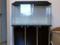 Новый аквариум 220л. с пласт. тумбой, крышкой, внешним фильтром и нагревателем