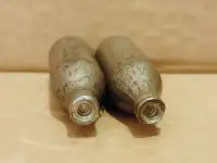 Баллончики для сифона СССР. Полные. 2 штуки, фотография 2