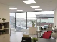 ДК Сириус Парк. Сдается в аренду офис на 4 этаже на 7 рабочих мест.