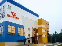 Мойка окон и фасадов альпинистами