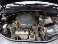 Машина Renault