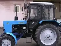 Услуги трактора (щетка, отвал)