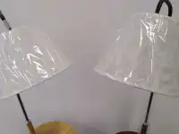 Торшер со столиком из натурального дерева, фотография 3