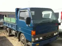 Водитель с личным грузовым авто