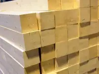 брус и доска сухие.