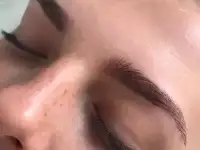 Татуаж бровей