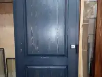 Двери входные утепленные.