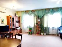Продаётся 3-х эт. дом ЦМР ул. Леваневского 184,4 132,7 17,8., фотография 2