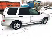Автомобиль Subaru Forester, 2006, фотография 5