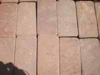 Брусчатка камень Красный песчаник пиленый  галтованный плитка