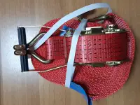 Ремень стяжной для крепления груза в фургоне