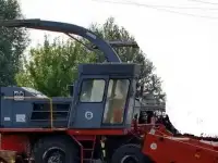 Комбайн самоходный кормоуборочный КСК-100А-3 б/у продаю.