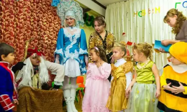 Сказочный дедушка мороз и снегурочка, фотография 3