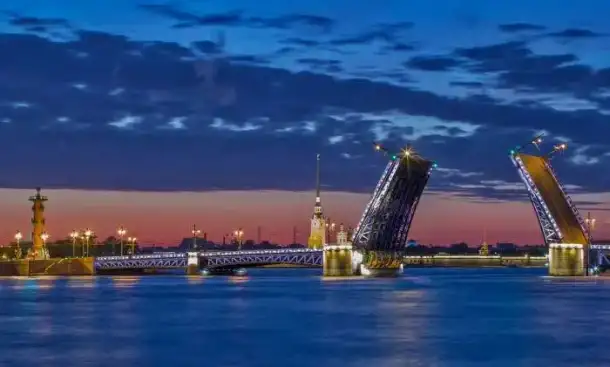 экскурсии по Санкт-Петербургу и пригородам на минивэне гида до 6 гостей, фотография 6
