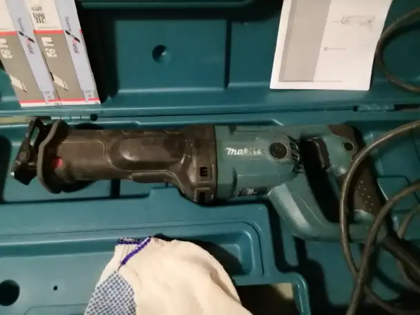 Ножовочная пила MAKITA JR3050T, фотография 2