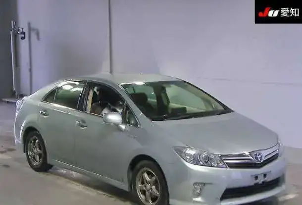 Седан гибрид TOYOTA SAI, фотография 1