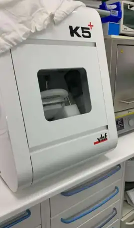 VHF K5+ 5-Axis Dry Dental Milling Machine, фотография 2
