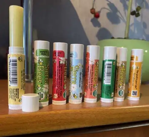 Sierra Bees, набор бальзамов для губ, США, фотография 3