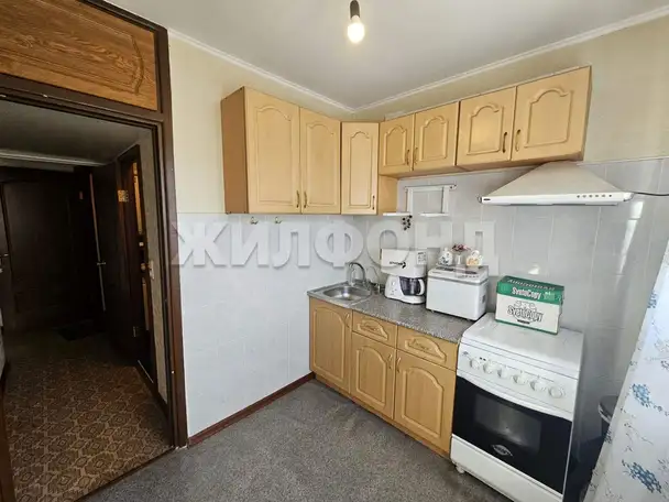 Продается 3-комн. квартира 49.7 кв.м., фотография 2