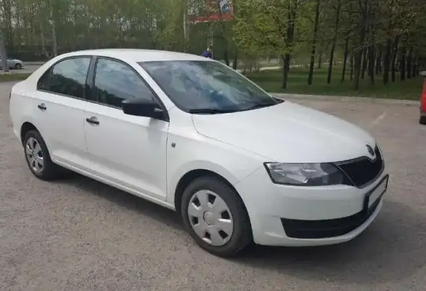 Автомобили Skoda Rapid в аренду с правом выкупа, фотография 1