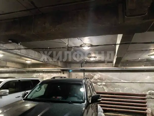 Продается место на закрытой стоянке, 17 м2, фотография 1