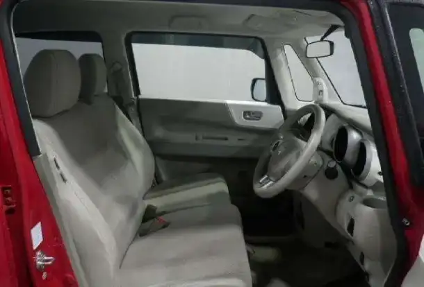 Хэтчбек HONDA N BOX SLASH, фотография 6