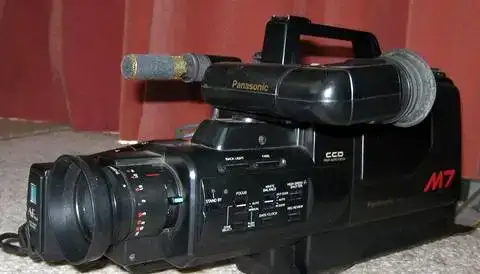 Panasonic NV-M7EN, фотография 1
