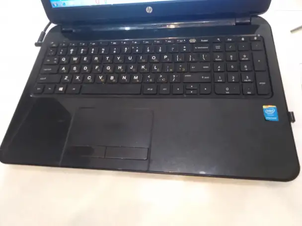 HP 15-r105ne ноутбук 4 ядра intel, фотография 8
