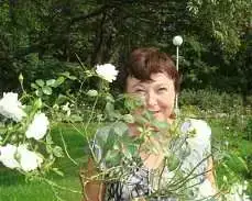 Няня, мне 58 лет, образование высшее, стаж работы с детьми 5 лет подготовка к школе, развивающие игры, дети любого возр, фотография 1