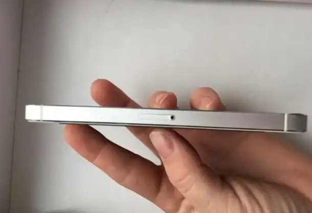 Продам айфон 5s, фотография 1