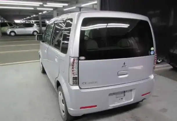 Mitsubishi eK-Active полноприводный минивен, фотография 2