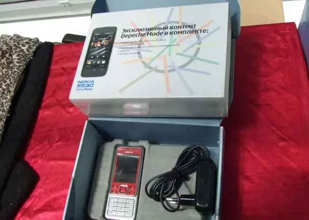 Телефон Nokia 6300, фотография 1