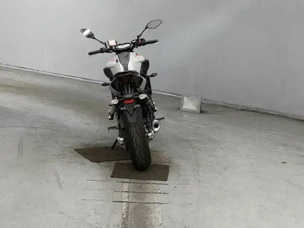 Мотоцикл naked bike Yamaha MT-07 рама RM19J нэйкед байк среднекубатурный спортивный дорожный гв 2020 пробег 798 км, фотография 4