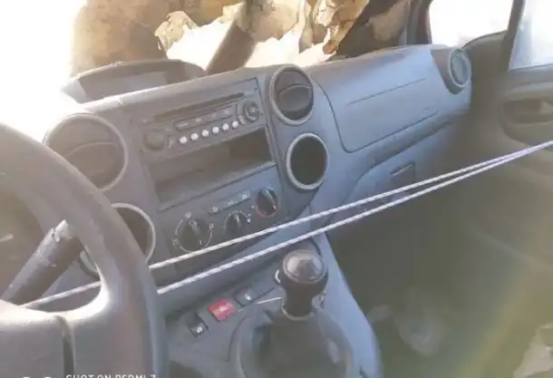 Авто на восстановление или запчасти, фотография 9