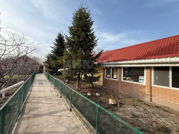 Продам дом 270 м2 в городе Луганск Станица Луганская 260,00 м2, фотография 4